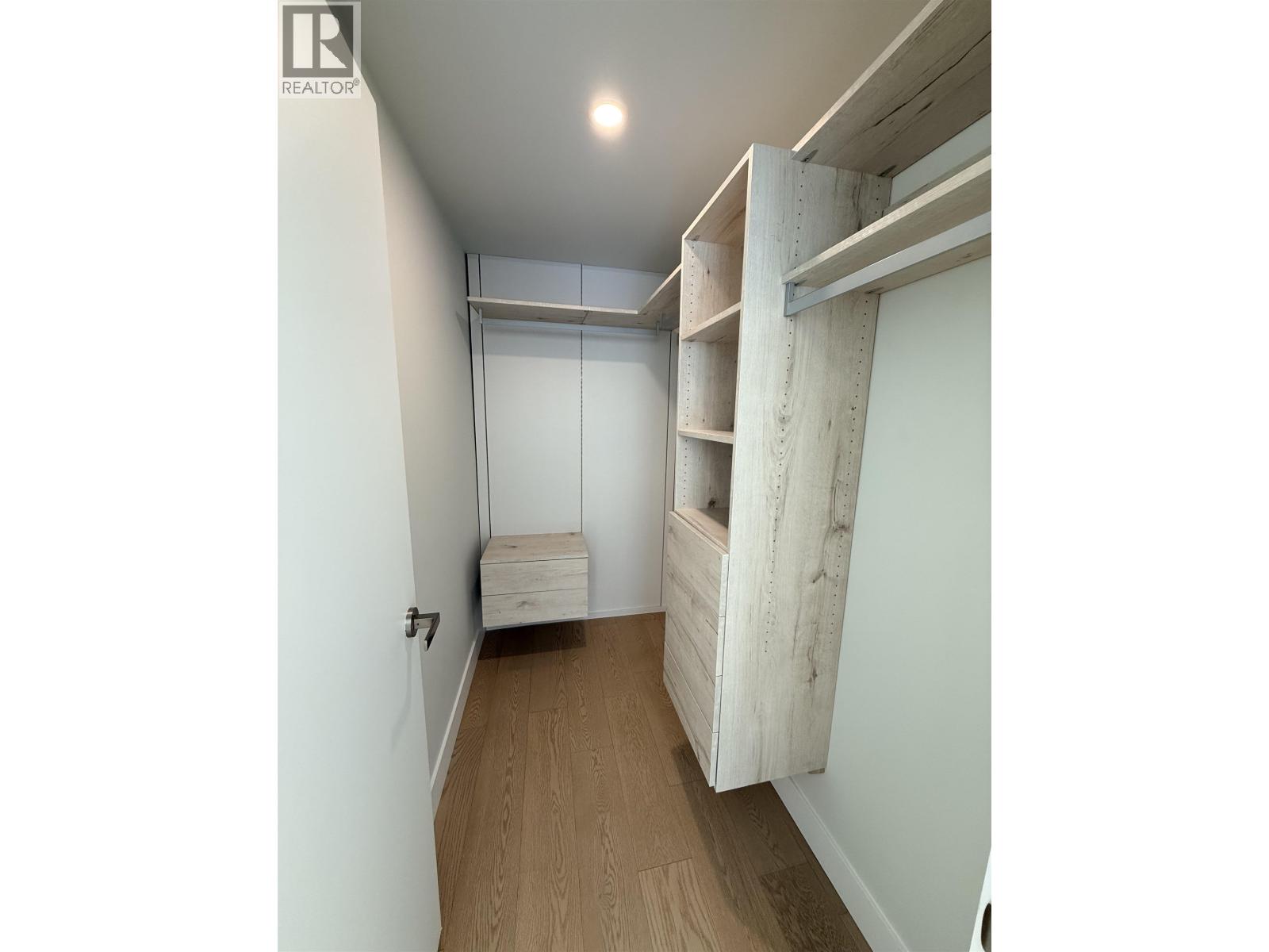 306 423 6th Street, West Vancouver, British Columbia  V7T 1A4 - Photo 14 - R3108275