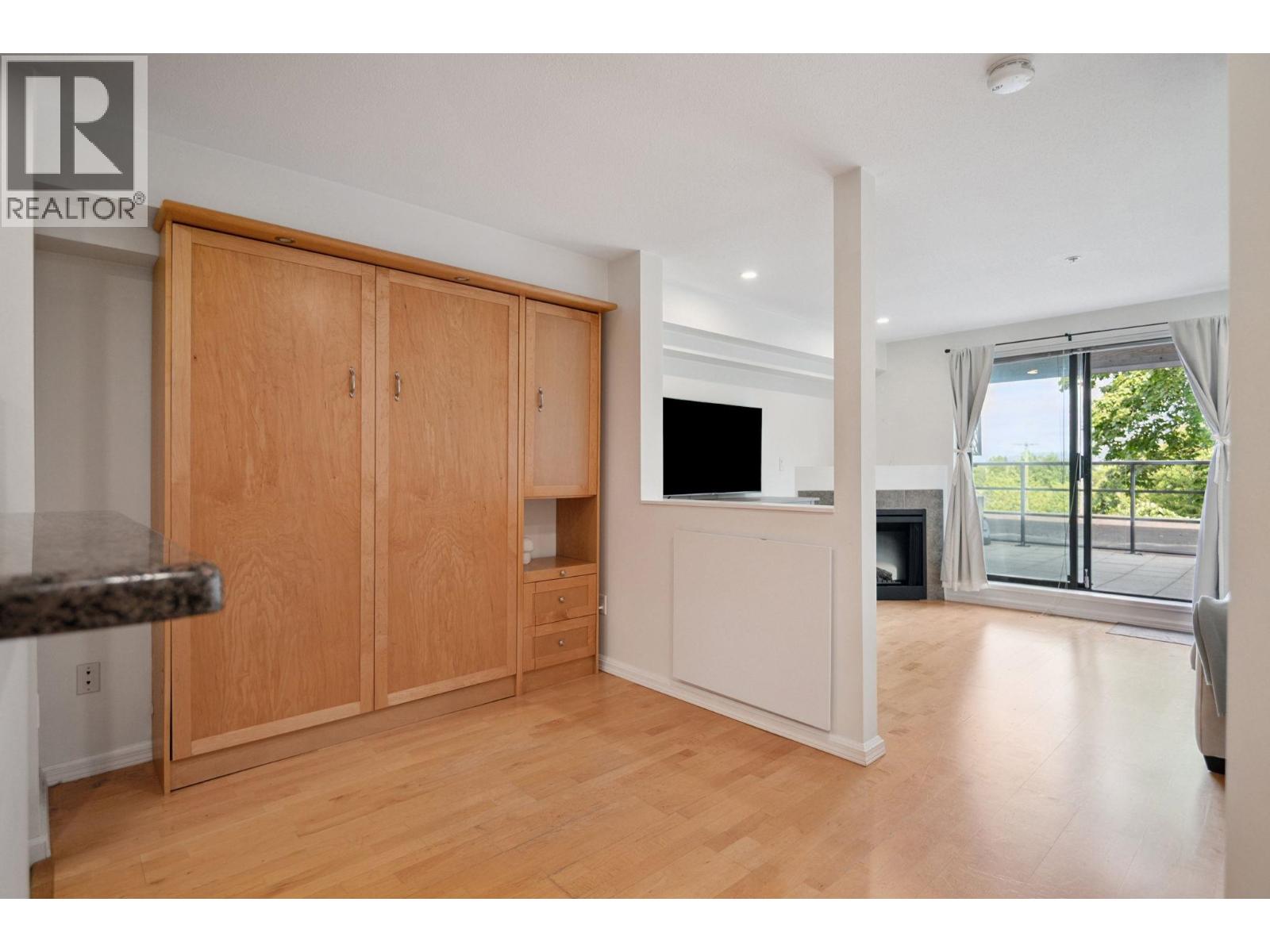 305 997 W 22 Avenue, Vancouver, British Columbia V5V 2A2 - Photo 11 - R3108276