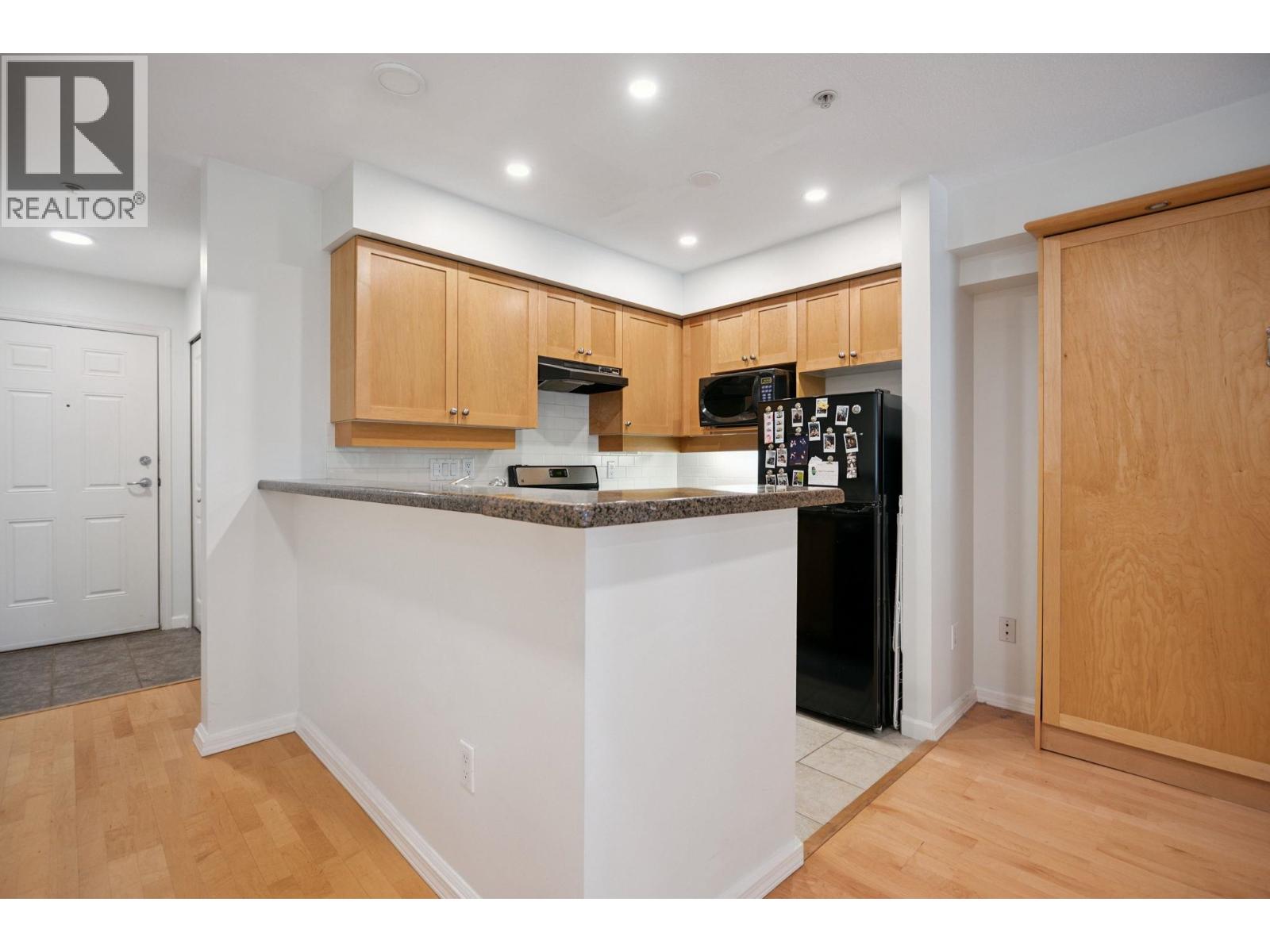 305 997 W 22 Avenue, Vancouver, British Columbia V5V 2A2 - Photo 14 - R3108276