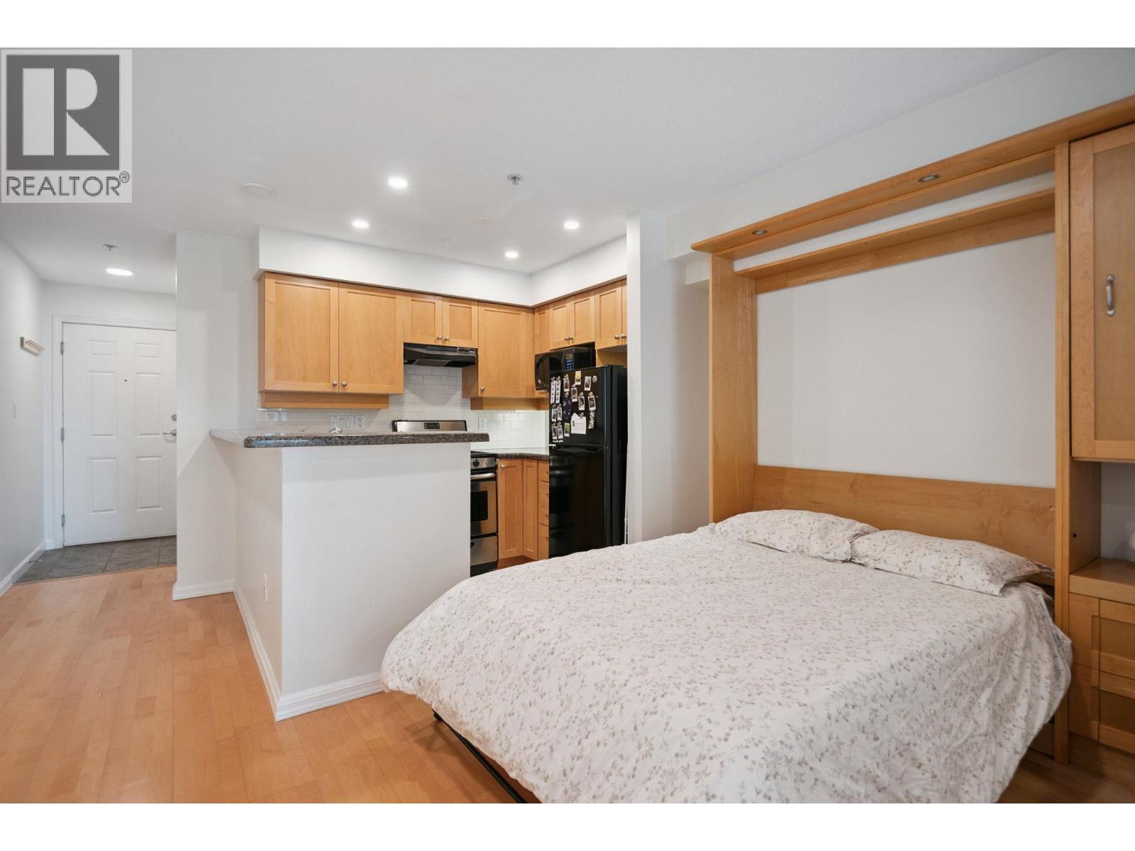 305 997 W 22 Avenue, Vancouver, British Columbia V5V 2A2 - Photo 9 - R3108276