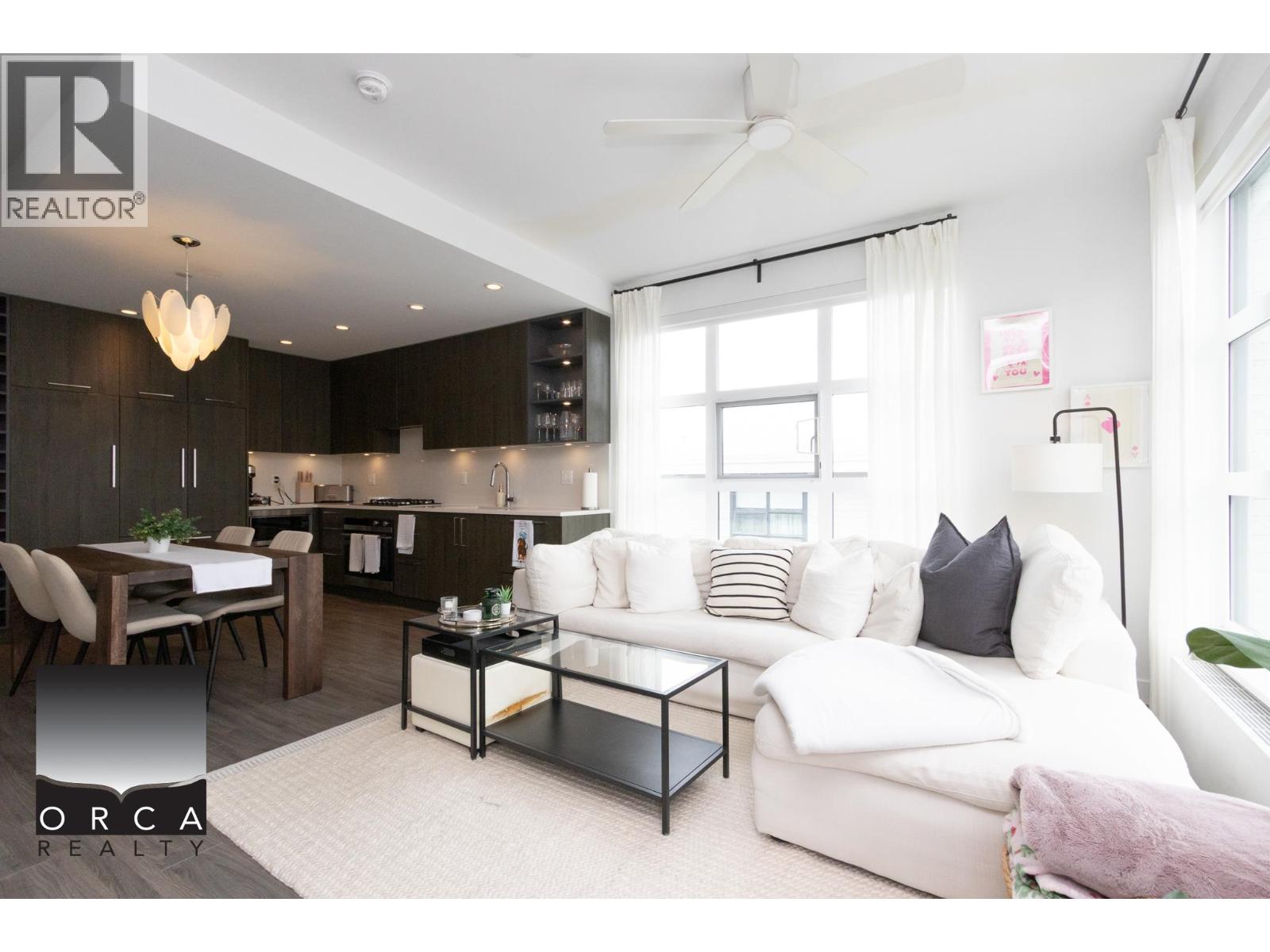 404 733 3rd Street, North Vancouver, British Columbia V7L 1G8 - Photo 8 - R3108293