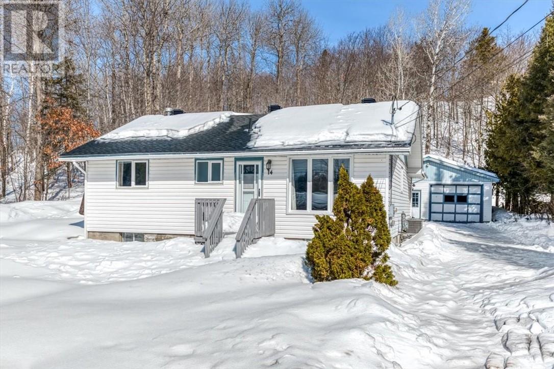 14 Randolph Road, Whitefish, Ontario  P0M 3E0 - Photo 1 - 2127035