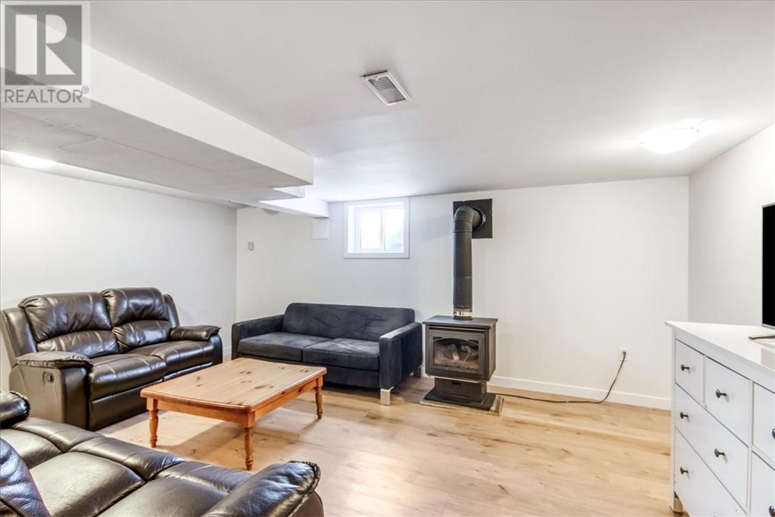 14 Randolph Road, Whitefish, Ontario  P0M 3E0 - Photo 25 - 2127035
