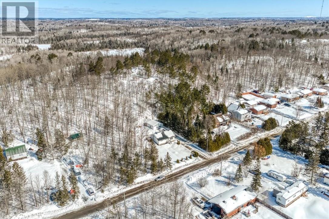 14 Randolph Road, Whitefish, Ontario  P0M 3E0 - Photo 40 - 2127035