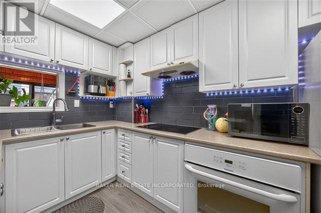 1867 Dufferin Street, Toronto, Ontario  M6E 3P5 - Photo 16 - C12969986