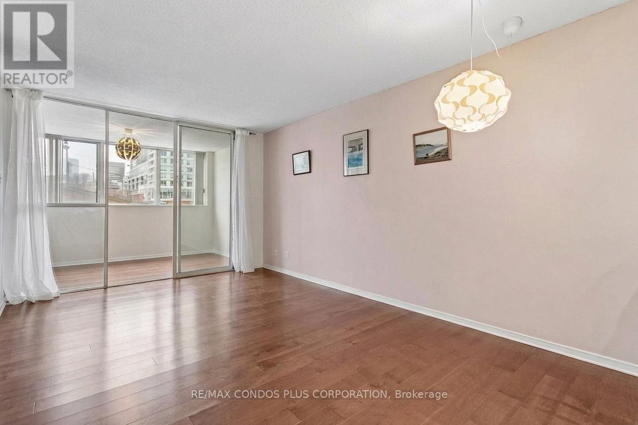 204 - 15 Maitland Place, Toronto, Ontario  M4Y 2X3 - Photo 3 - C12970062