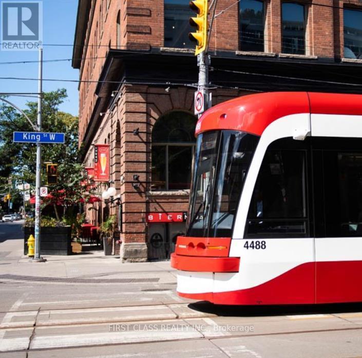 803 - 123 Portland Street, Toronto, Ontario  M5V 0V9 - Photo 11 - C12970066