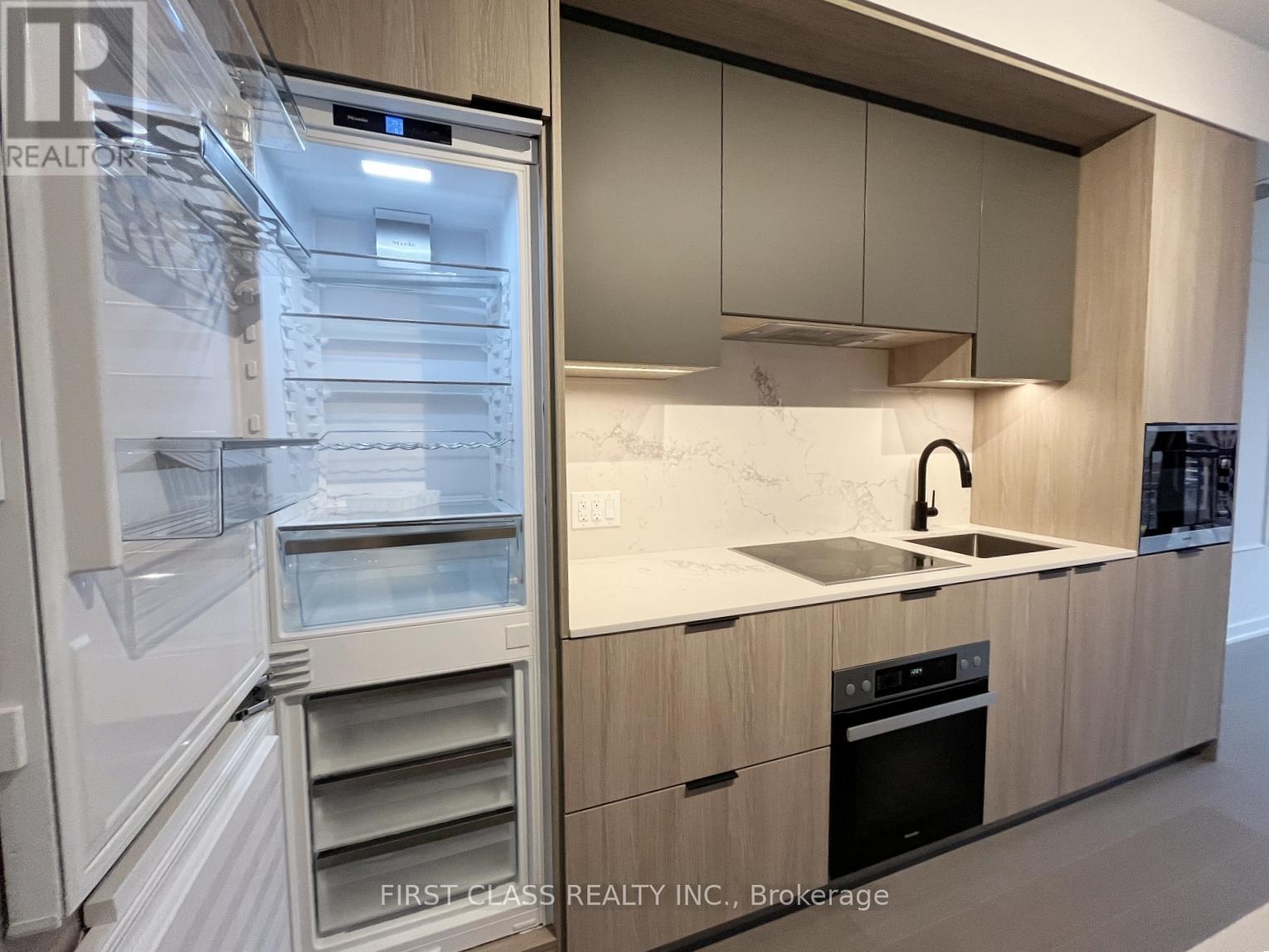 803 - 123 Portland Street, Toronto, Ontario  M5V 0V9 - Photo 5 - C12970066