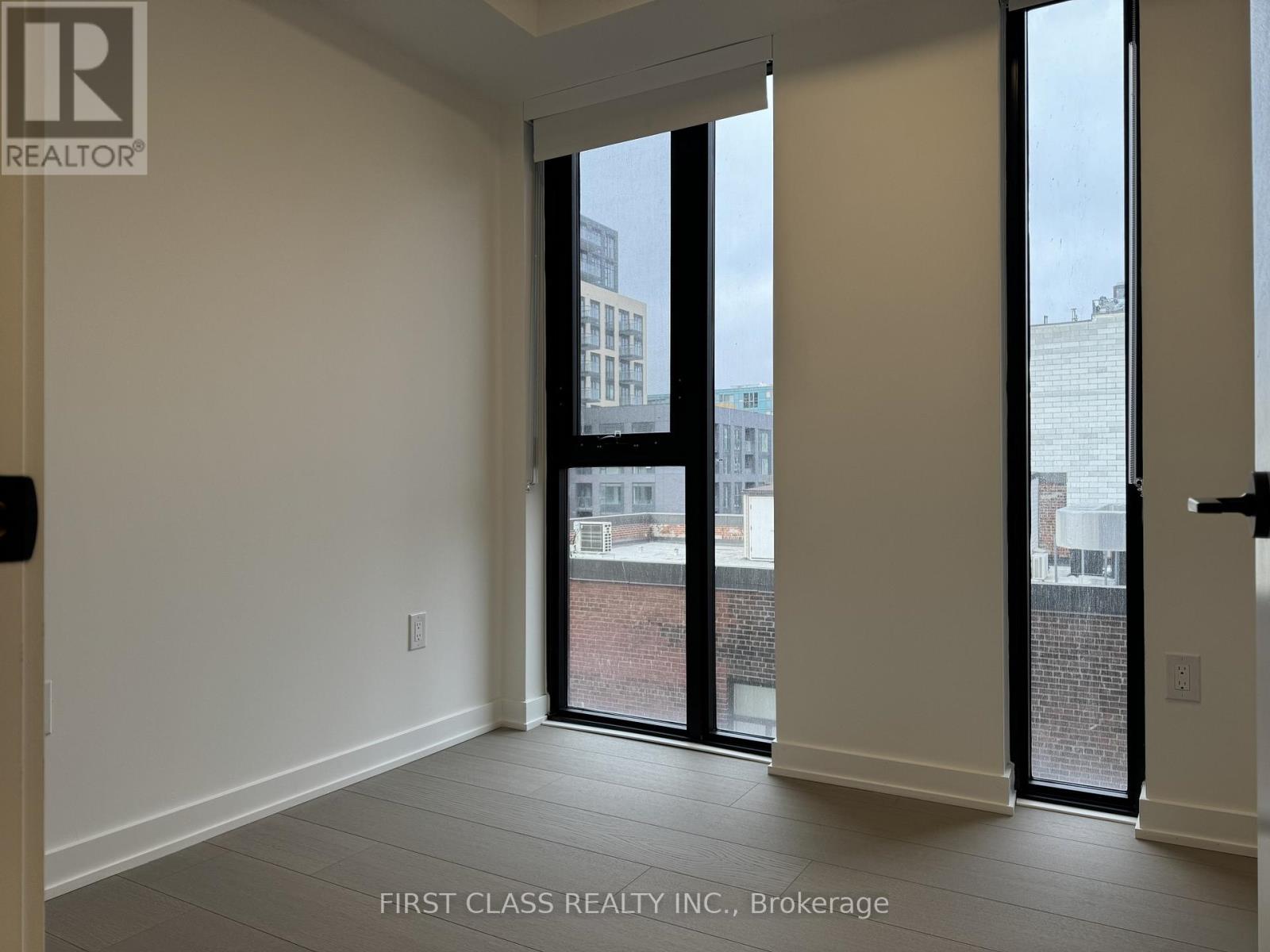 803 - 123 Portland Street, Toronto, Ontario  M5V 0V9 - Photo 7 - C12970066