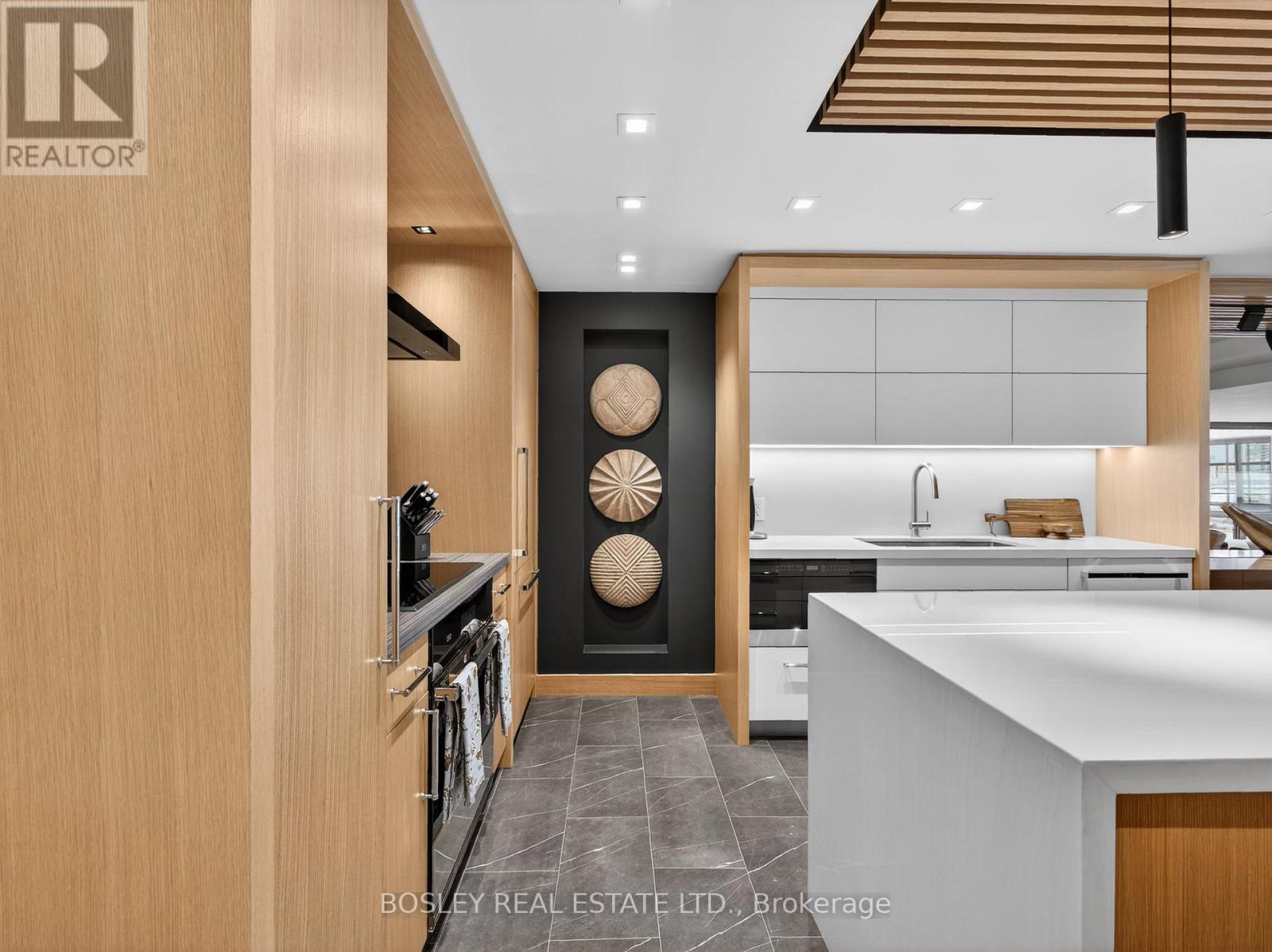 1402 - 62 Wellesley Street W, Toronto, Ontario  M5S 2X3 - Photo 15 - C12970140