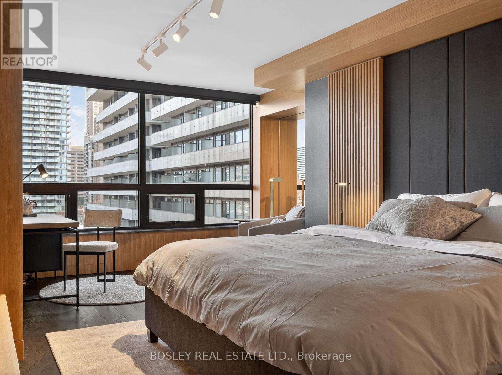 1402 - 62 Wellesley Street W, Toronto, Ontario  M5S 2X3 - Photo 20 - C12970140