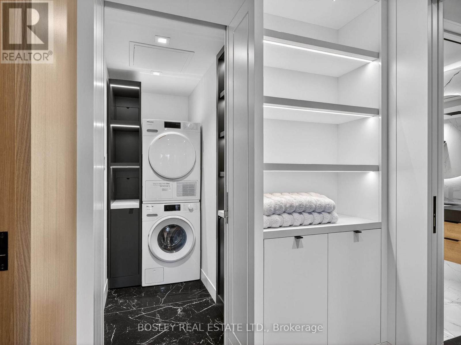 1402 - 62 Wellesley Street W, Toronto, Ontario  M5S 2X3 - Photo 32 - C12970140