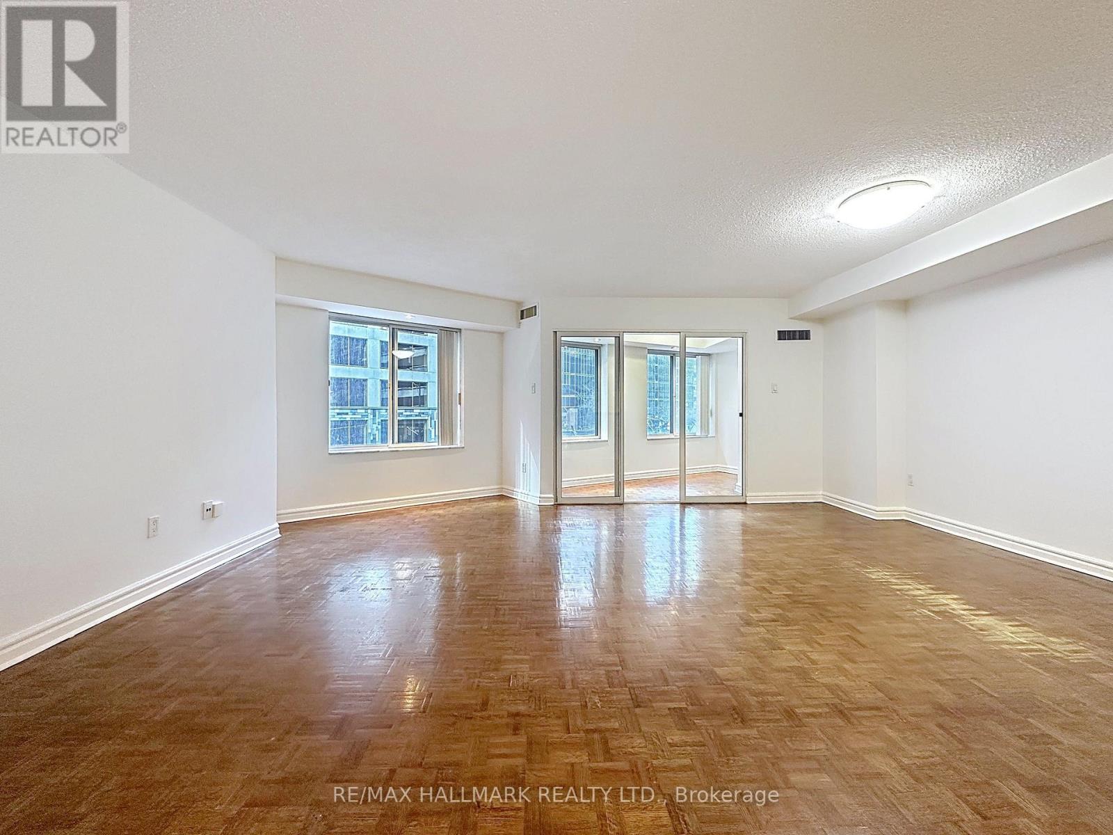 302 - 33 University Avenue, Toronto, Ontario  M5J 2S7 - Photo 13 - C12970148