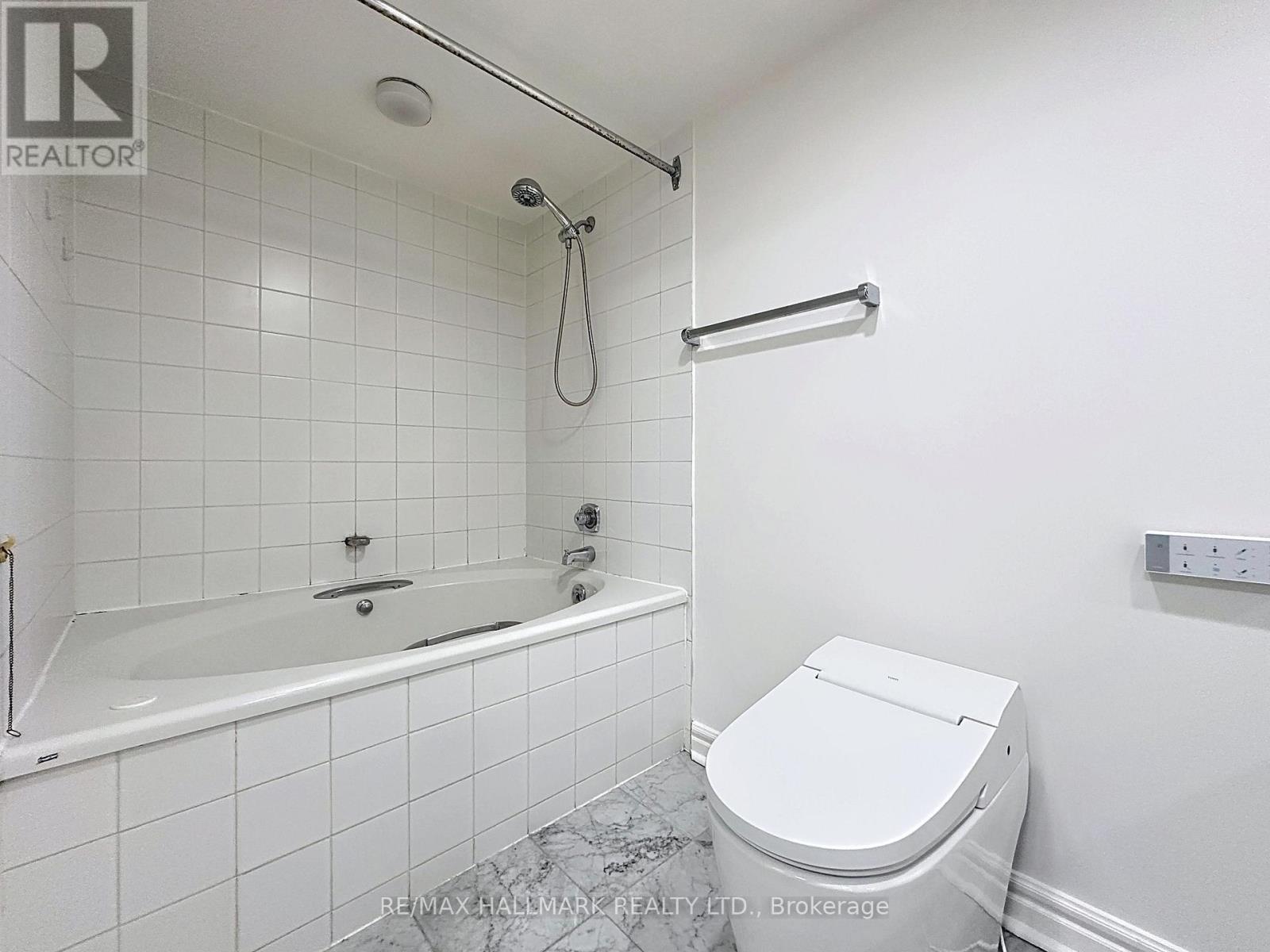 302 - 33 University Avenue, Toronto, Ontario  M5J 2S7 - Photo 29 - C12970148