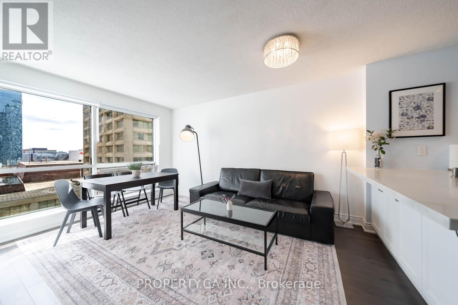 1209 - 10 Yonge Street, Toronto, Ontario  M5E 1R4 - Photo 11 - C12970160