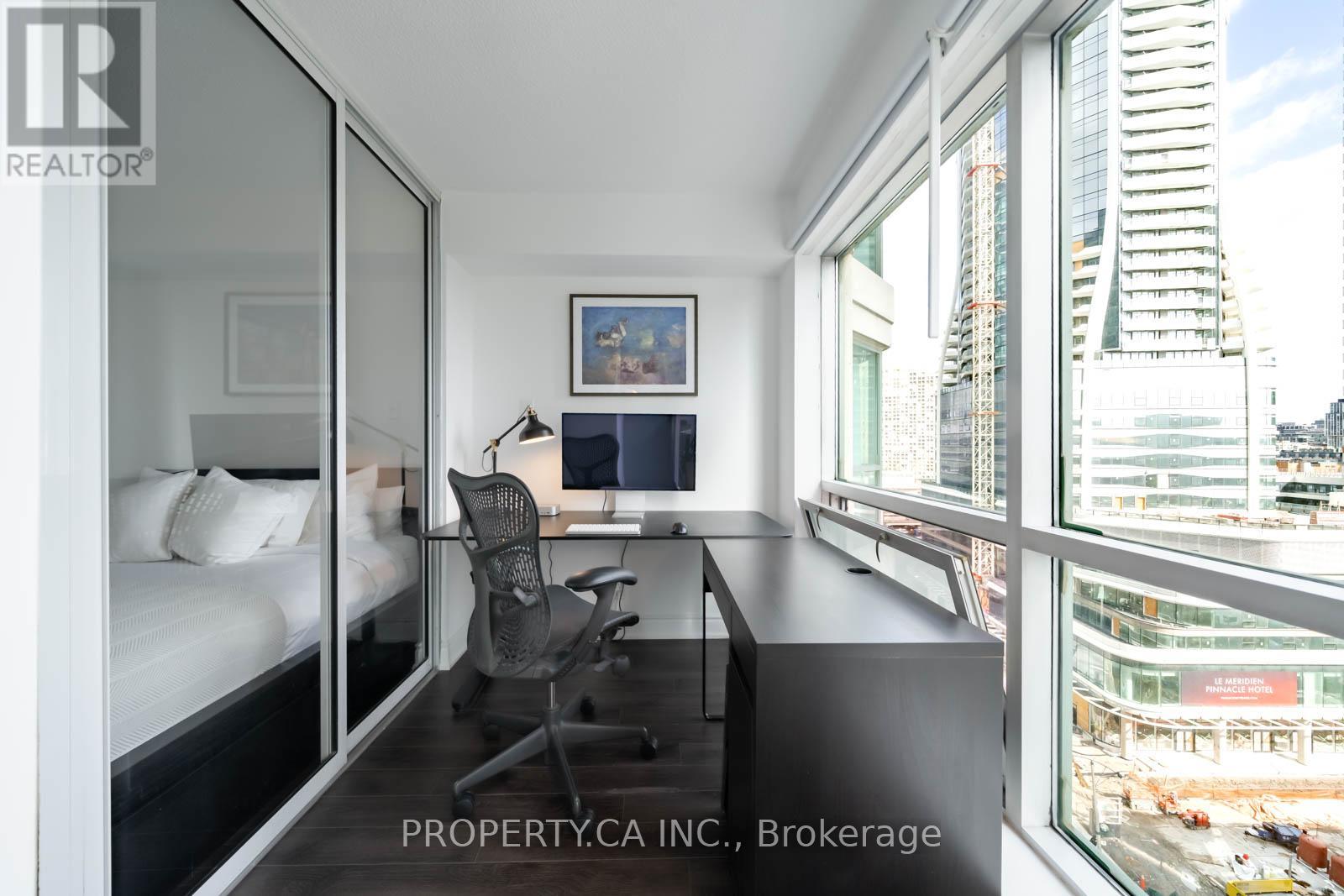 1209 - 10 Yonge Street, Toronto, Ontario  M5E 1R4 - Photo 22 - C12970160