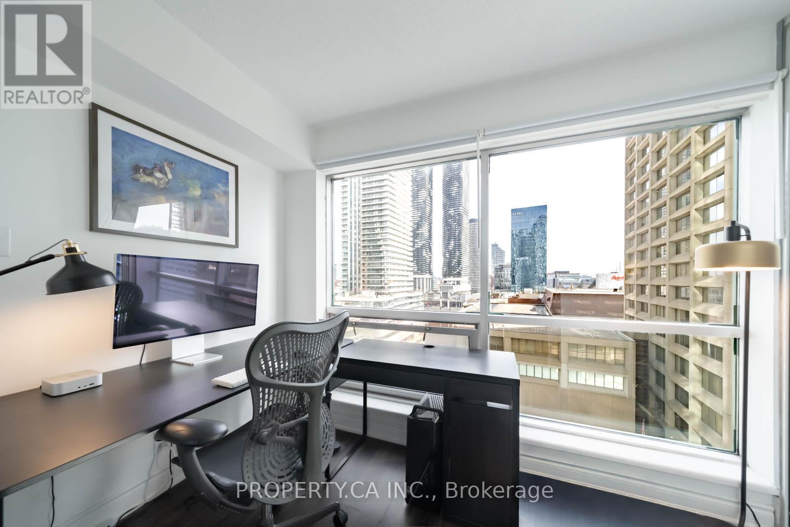 1209 - 10 Yonge Street, Toronto, Ontario  M5E 1R4 - Photo 23 - C12970160