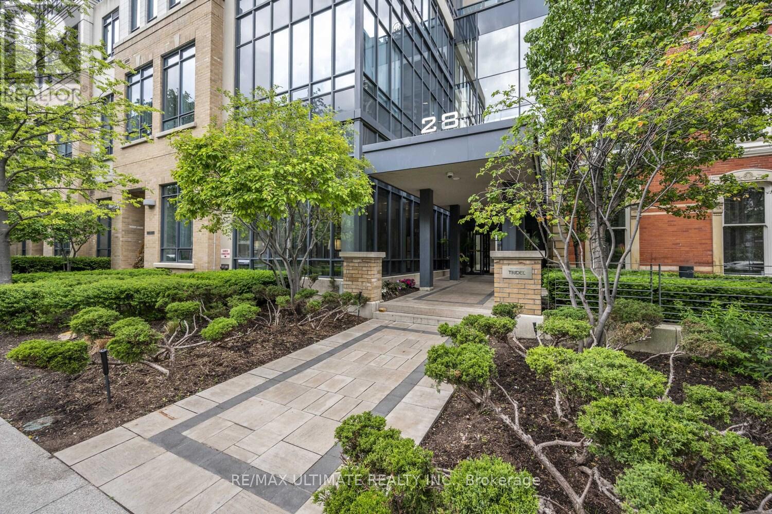 404 - 28 Linden Street, Toronto (North St. James Town), Ontario  M4Y 0A4 - Photo 2 - C12970170