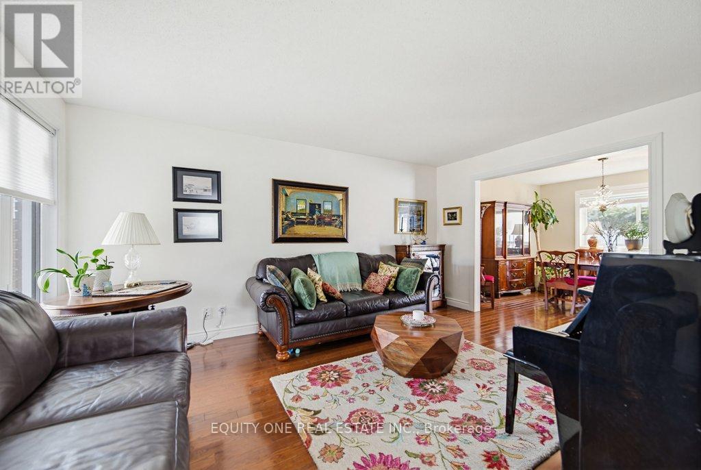 706 Levac Drive, Ottawa, Ontario  K4A 2R1 - Photo 12 - X12970114