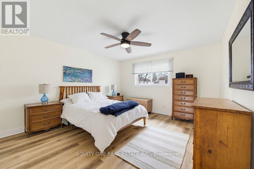 706 Levac Drive, Ottawa, Ontario  K4A 2R1 - Photo 18 - X12970114