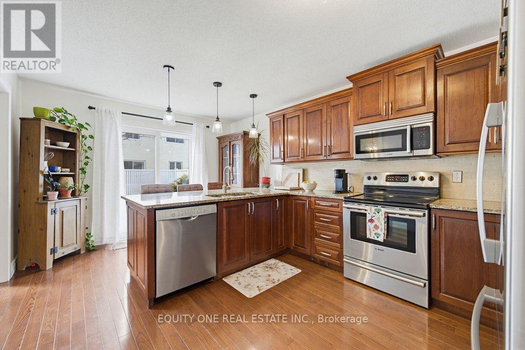 706 Levac Drive, Ottawa, Ontario  K4A 2R1 - Photo 8 - X12970114