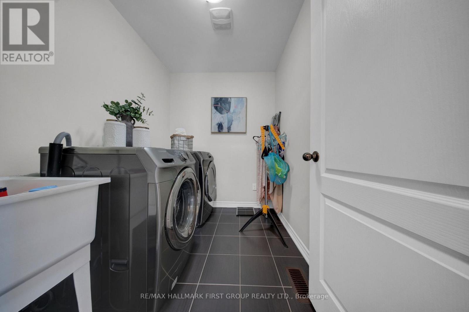 90 Sidney Rundle Avenue, Clarington, Ontario  L1C 0N9 - Photo 21 - E12970010