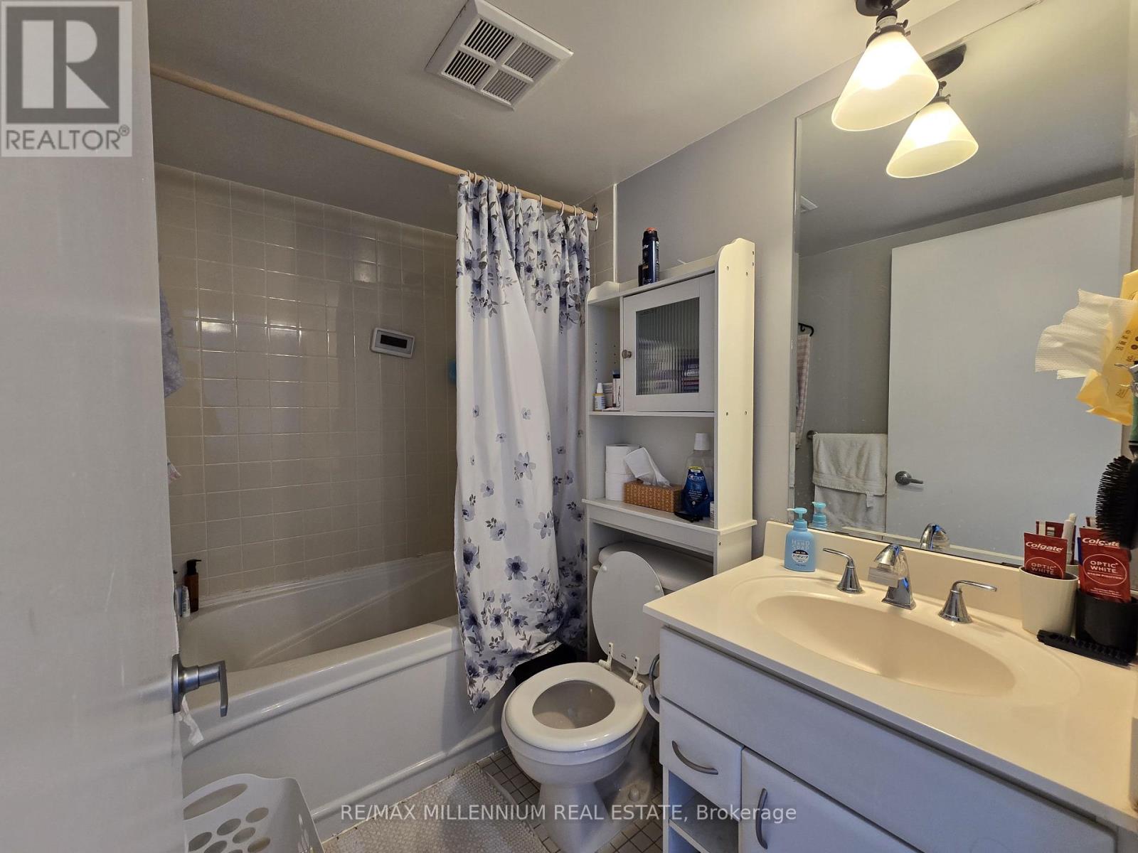 3316 - 36 Lee Centre Drive, Toronto, Ontario  M1H 3K2 - Photo 18 - E12970054