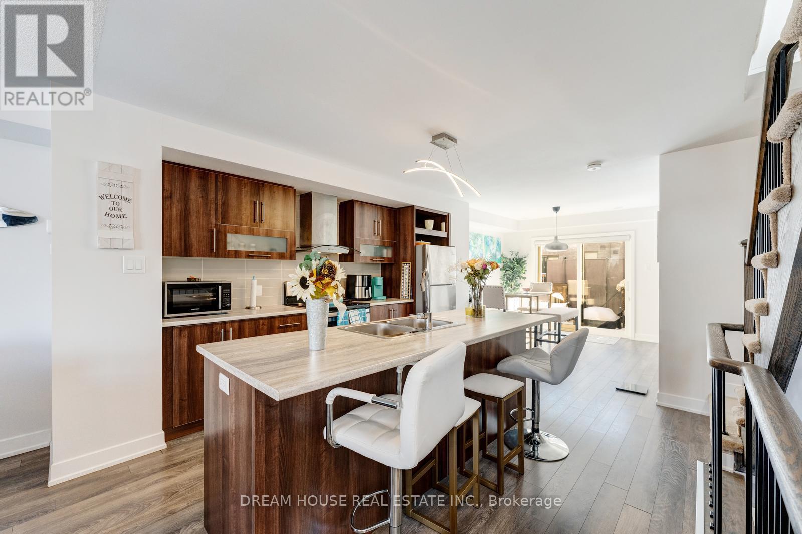 108 - 71 Donald Fleming Way, Whitby (Pringle Creek), Ontario  L1R 0N8 - Photo 10 - E12970096