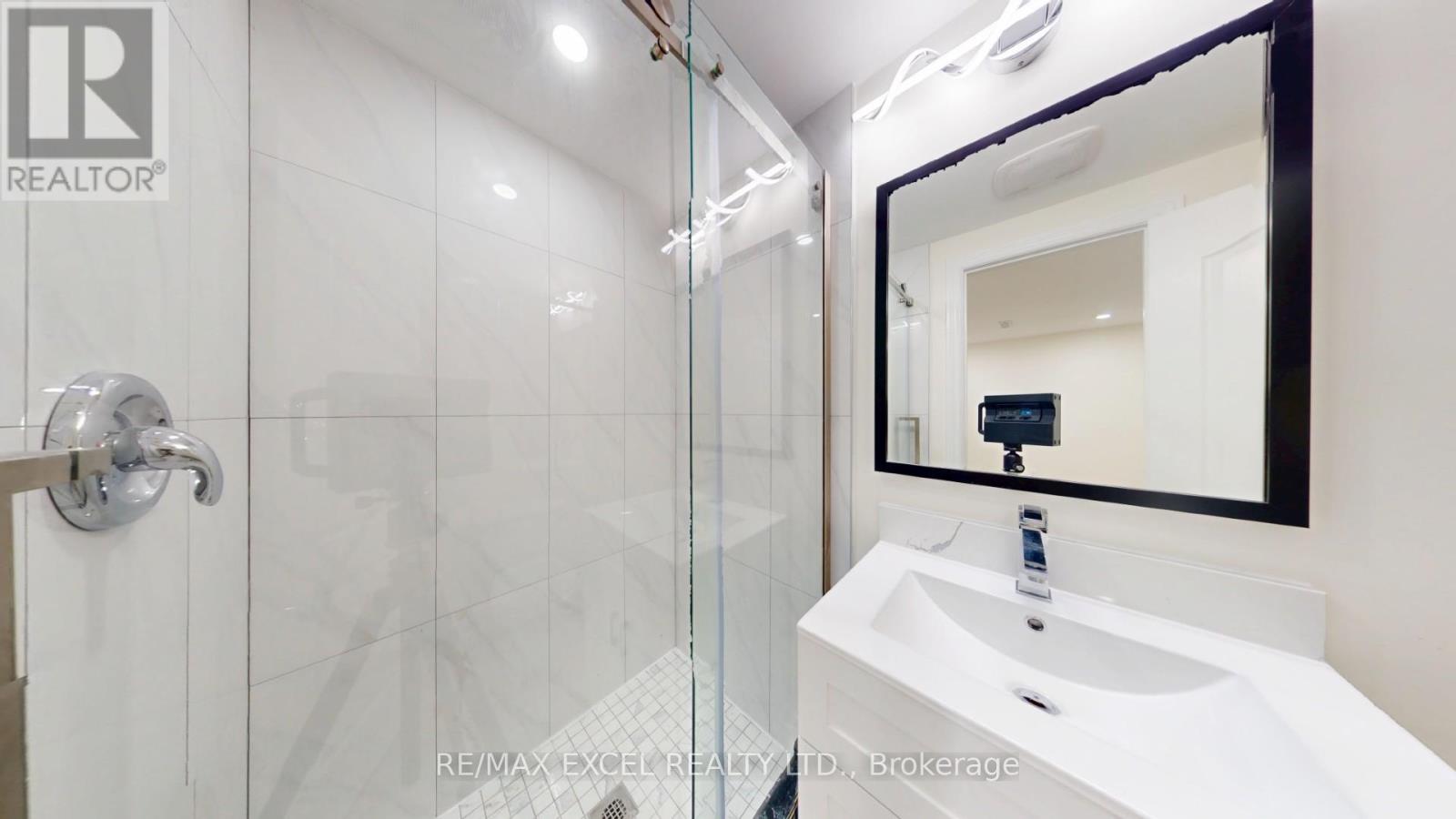 55 Plumbrook Crescent, Toronto (Agincourt South-Malvern West), Ontario  M1S 3Z9 - Photo 19 - E12970164