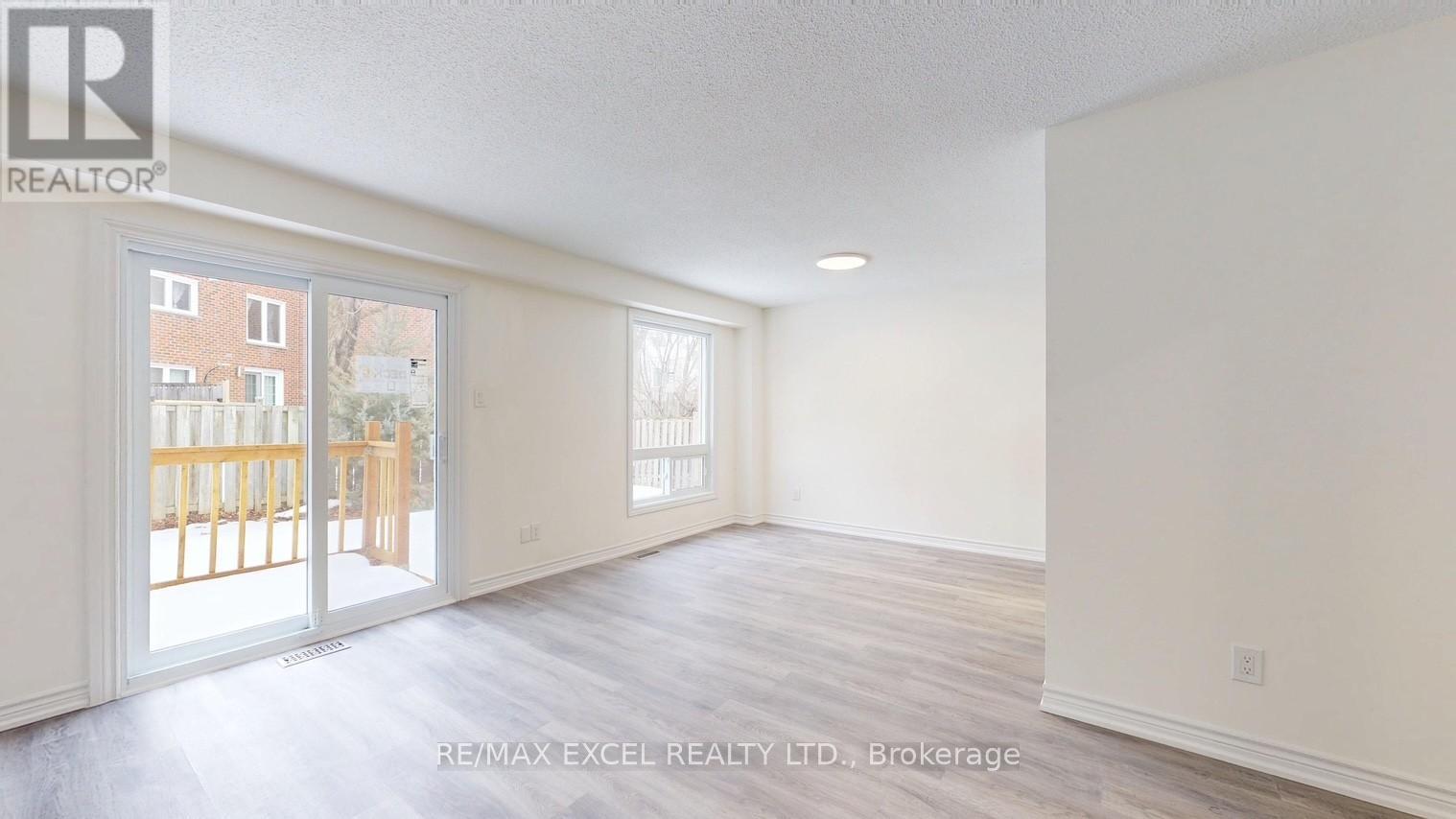 55 Plumbrook Crescent, Toronto (Agincourt South-Malvern West), Ontario  M1S 3Z9 - Photo 6 - E12970164