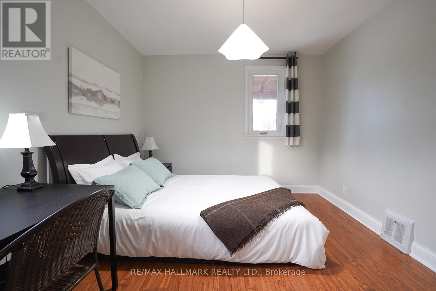 106 Phillip Avenue, Toronto, Ontario  M1N 3R4 - Photo 11 - E12970188