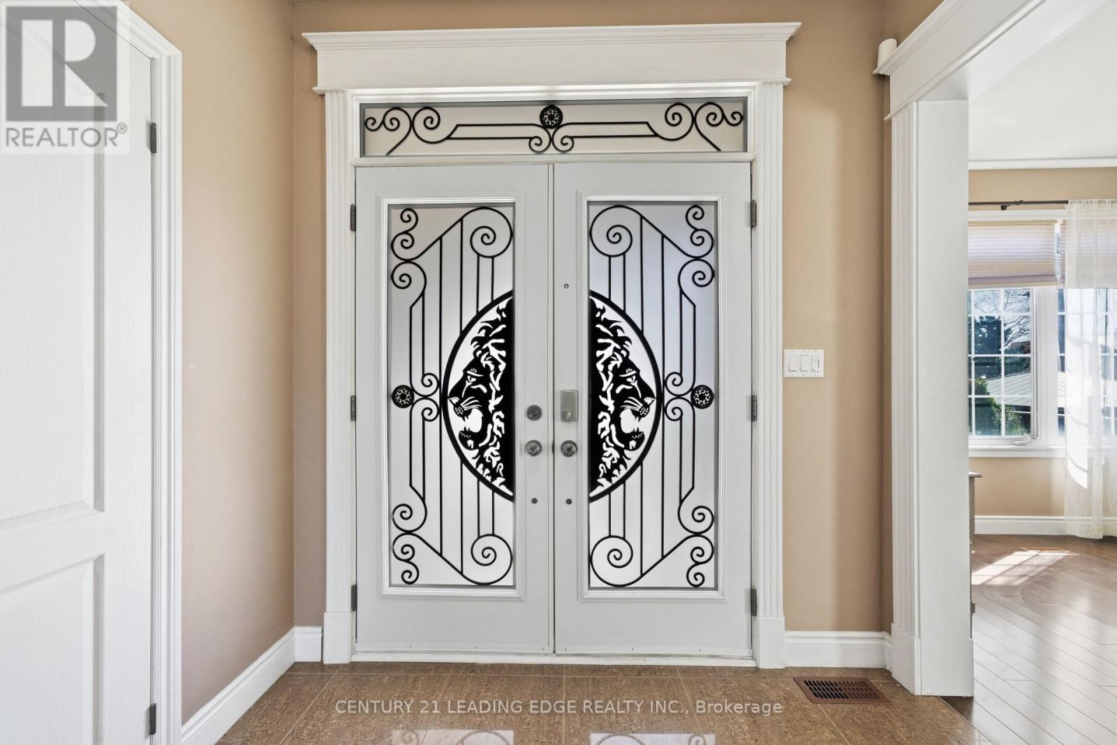 2 A View Street, Ajax, Ontario  L1Z 1E4 - Photo 3 - E12970194