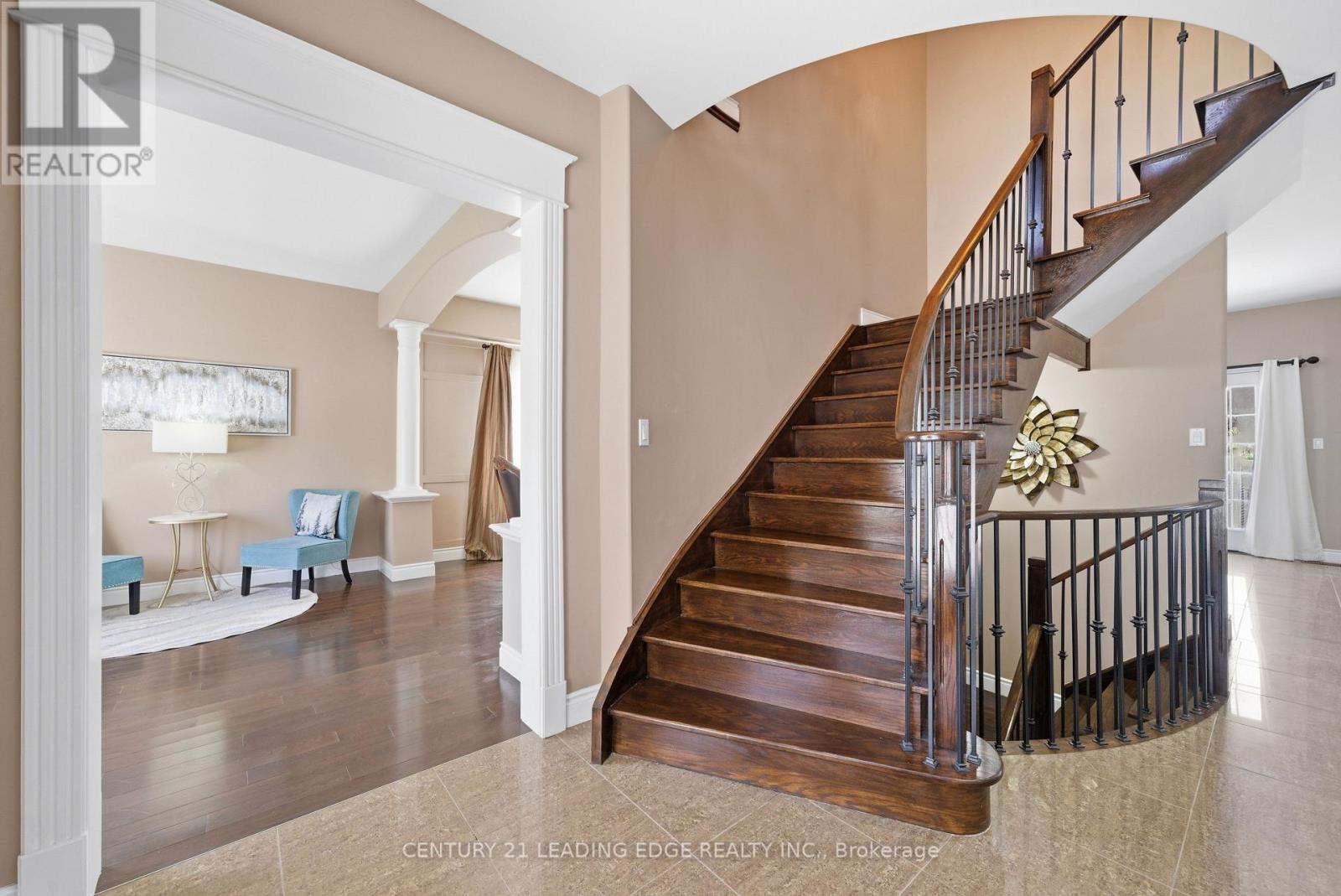 2 A View Street, Ajax, Ontario  L1Z 1E4 - Photo 4 - E12970194