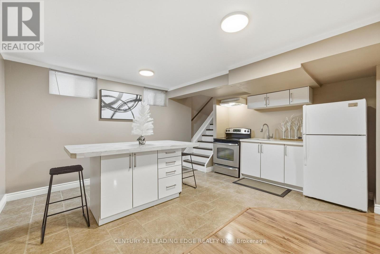 2 A View Street, Ajax, Ontario  L1Z 1E4 - Photo 40 - E12970194