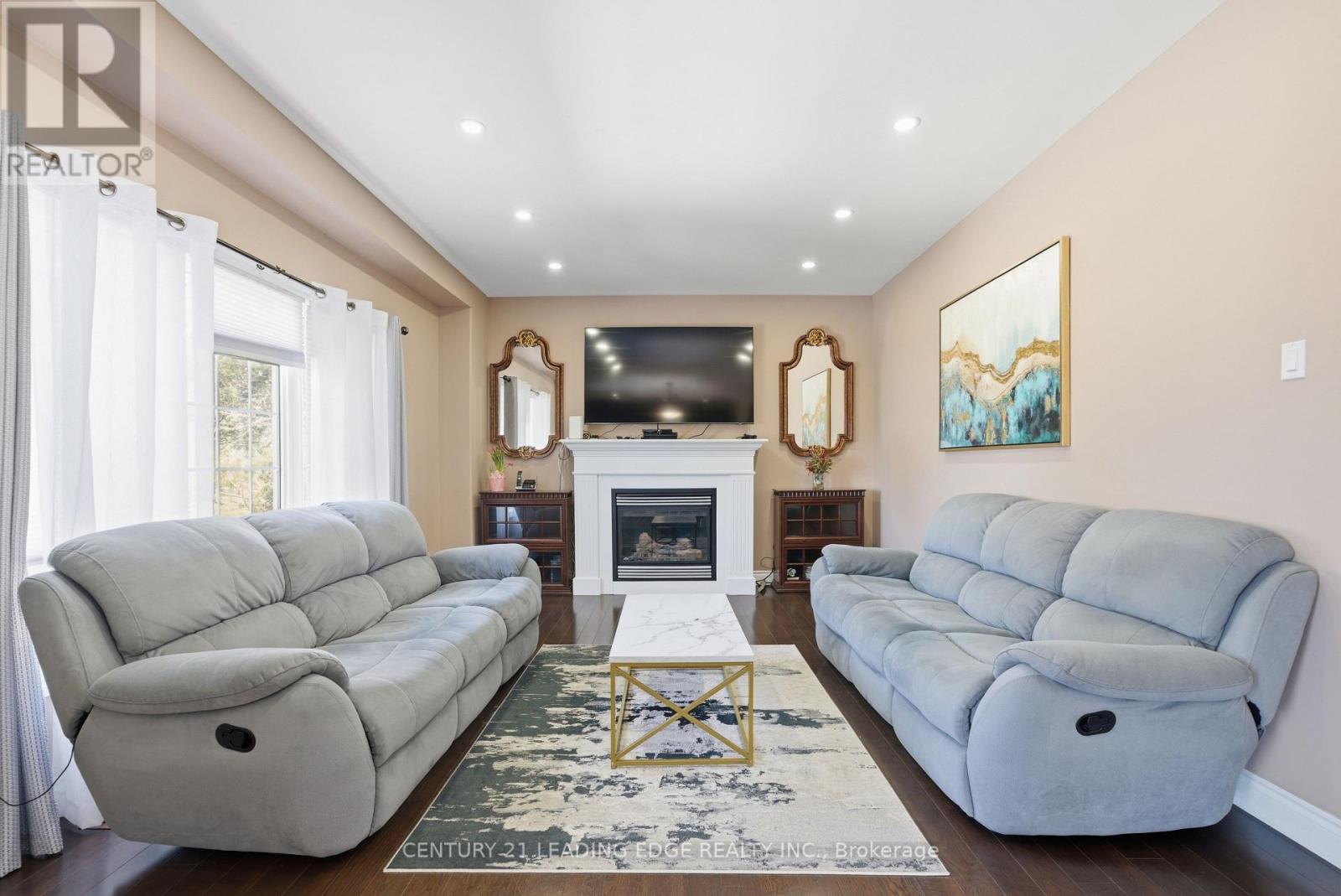 2 A View Street, Ajax, Ontario  L1Z 1E4 - Photo 5 - E12970194