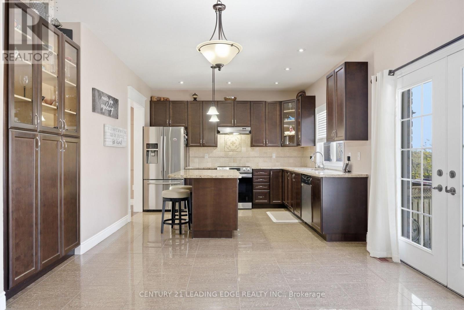 2 A View Street, Ajax, Ontario  L1Z 1E4 - Photo 8 - E12970194