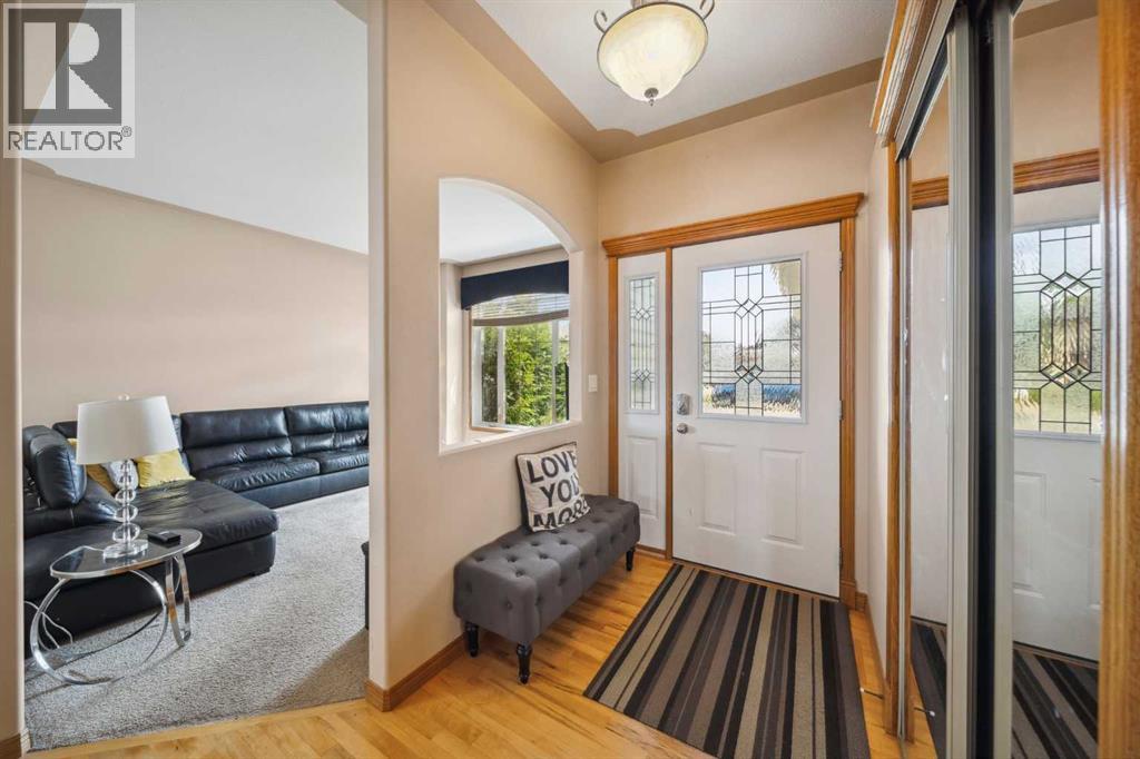 69 Alberts Close, Red Deer, Alberta  T4R 3J7 - Photo 2 - A2279627