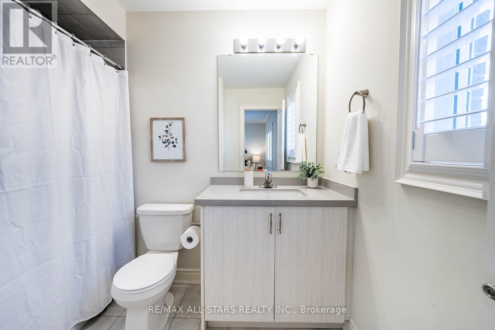 170 Fallharvest Way, Whitchurch-Stouffville, Ontario  L4A 5A2 - Photo 38 - N12969978