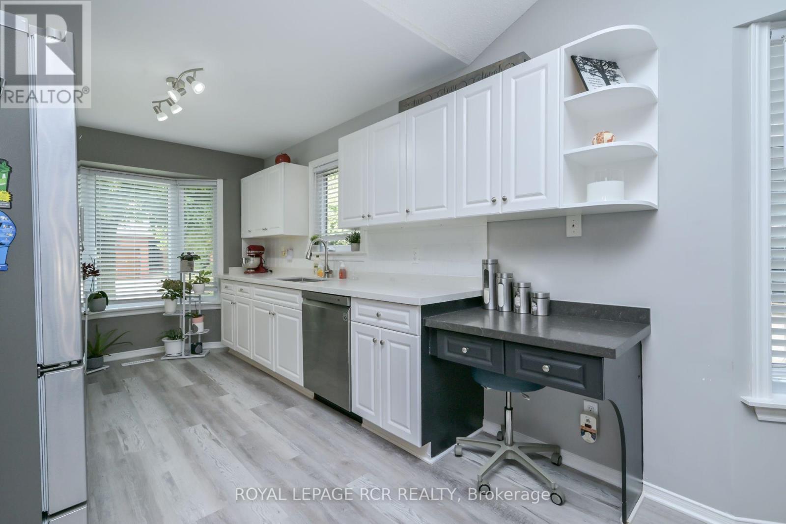 114 Green Briar Road, New Tecumseth (Alliston), Ontario  L9R 1S3 - Photo 4 - N12969992