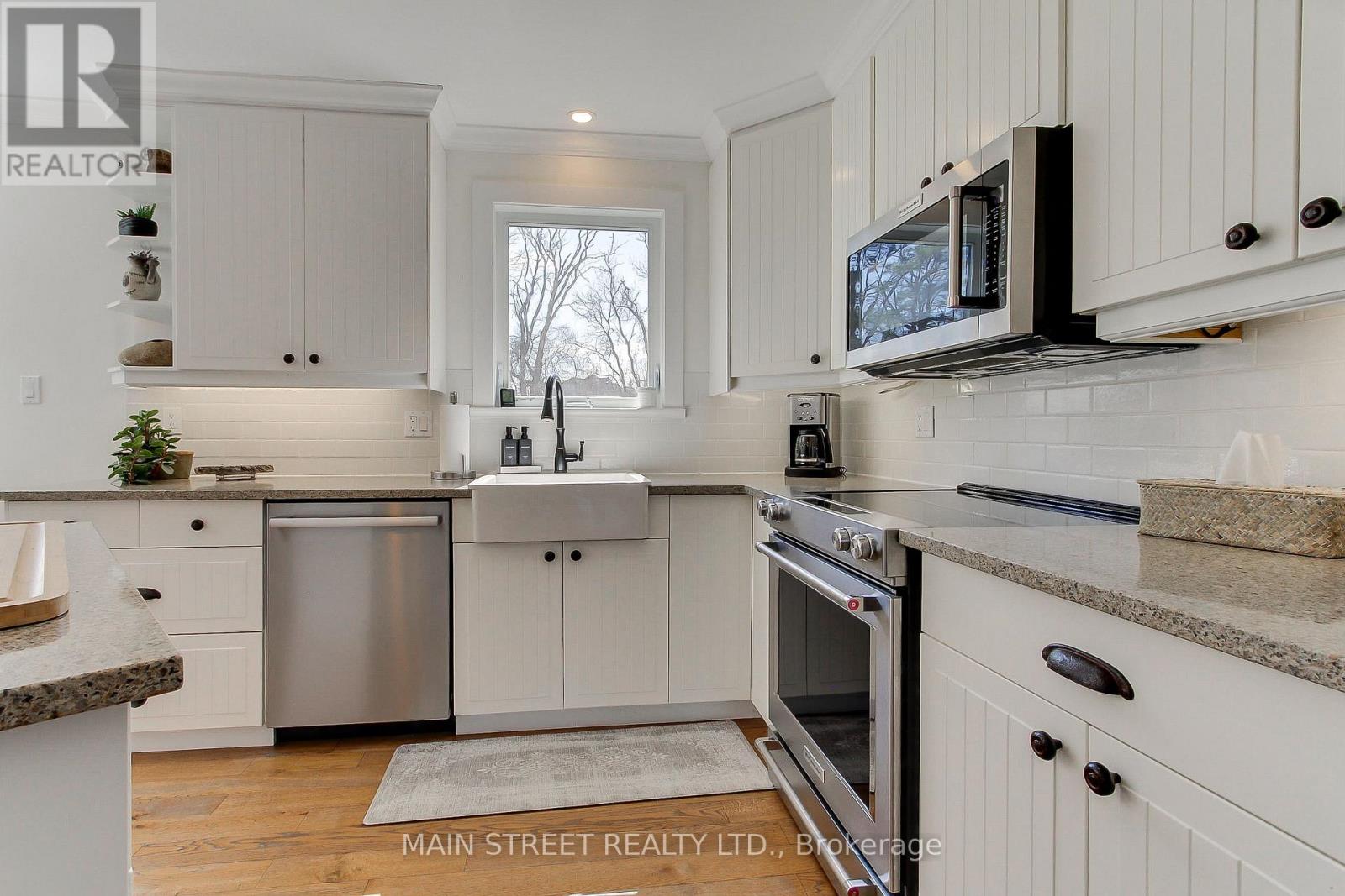 33 Avonlea Road E, Uxbridge, Ontario  L0C 1C0 - Photo 18 - N12970004