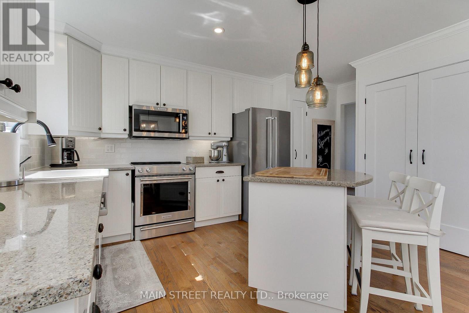 33 Avonlea Road E, Uxbridge, Ontario  L0C 1C0 - Photo 20 - N12970004