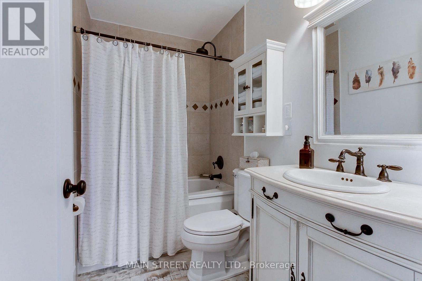 33 Avonlea Road E, Uxbridge, Ontario  L0C 1C0 - Photo 32 - N12970004