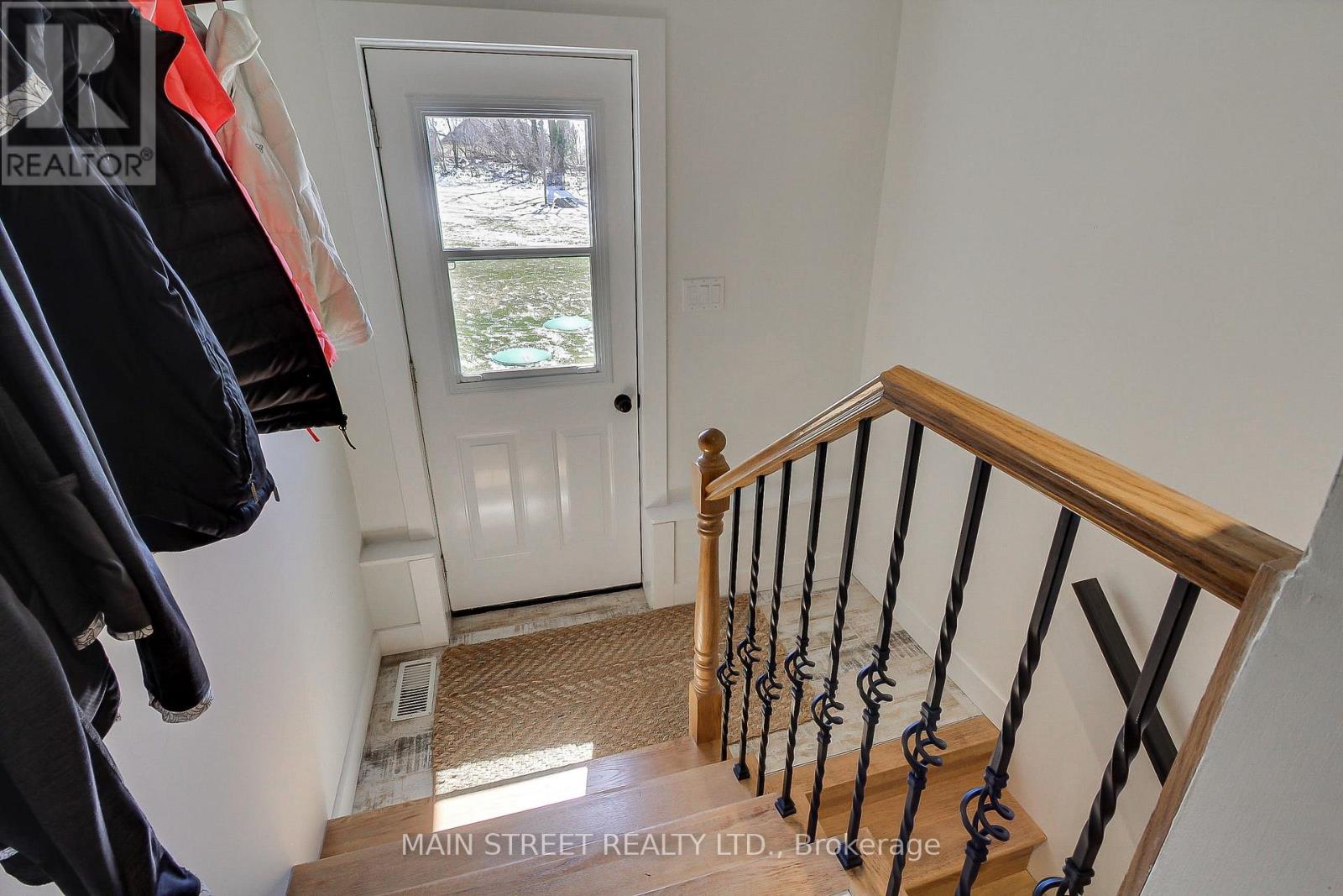 33 Avonlea Road E, Uxbridge, Ontario  L0C 1C0 - Photo 35 - N12970004