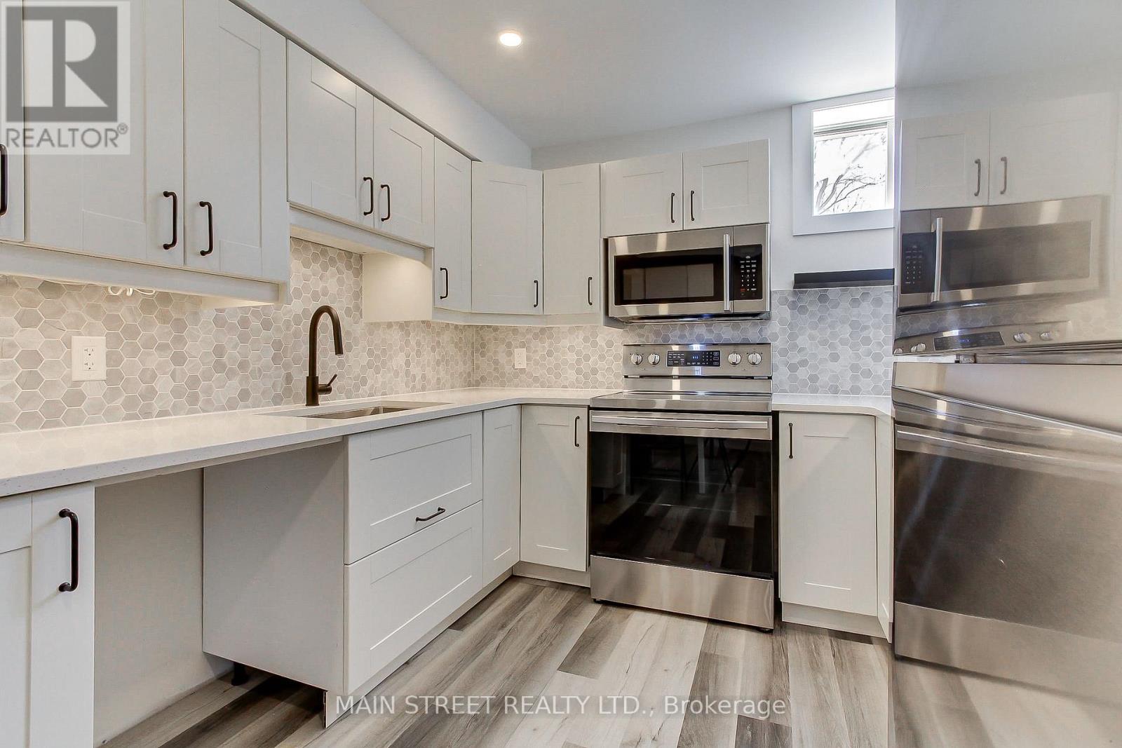 33 Avonlea Road E, Uxbridge, Ontario  L0C 1C0 - Photo 37 - N12970004