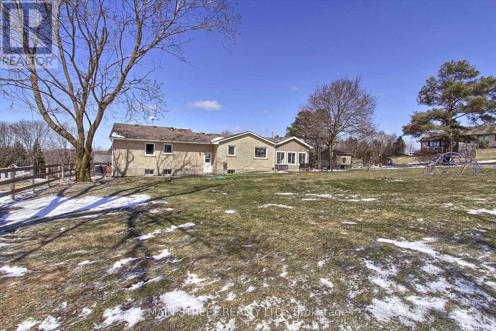 33 Avonlea Road E, Uxbridge, Ontario  L0C 1C0 - Photo 45 - N12970004