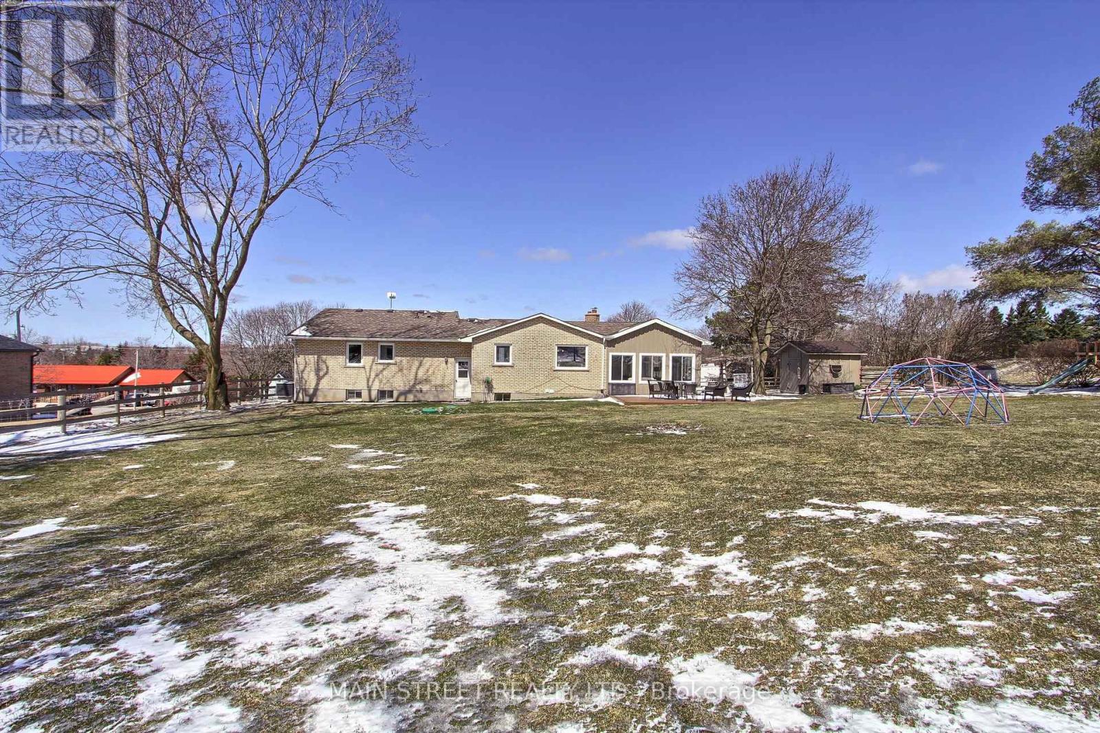 33 Avonlea Road E, Uxbridge, Ontario  L0C 1C0 - Photo 46 - N12970004