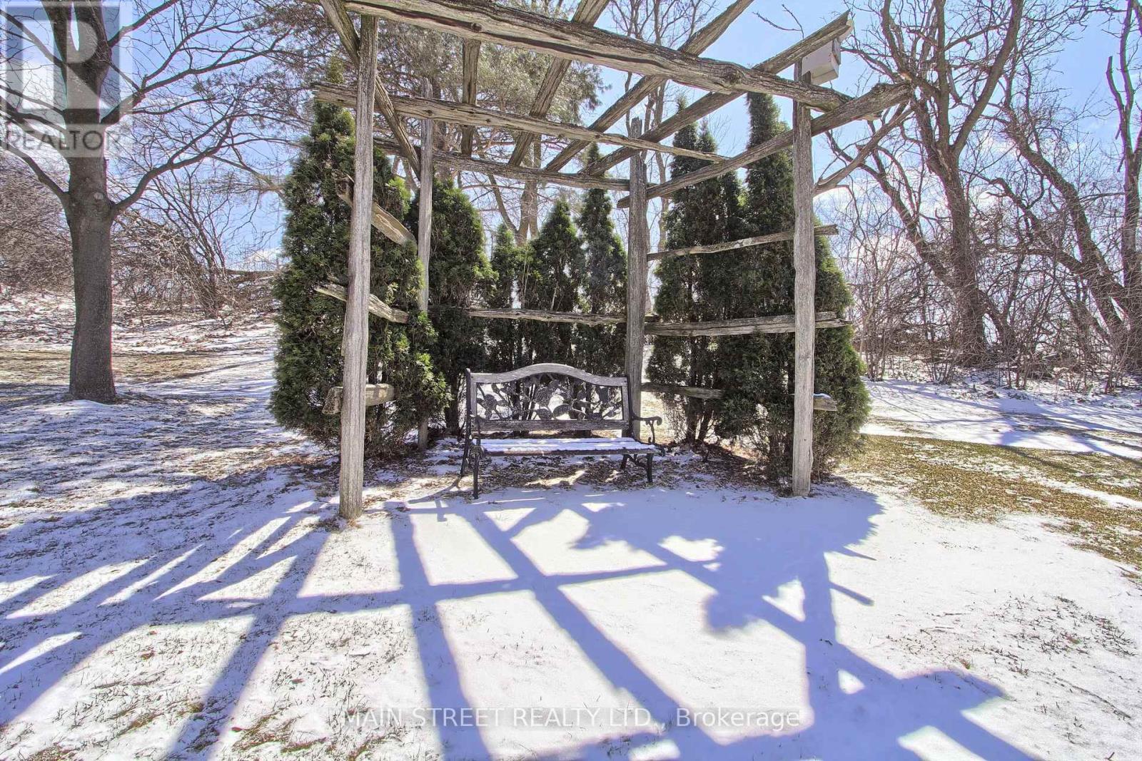 33 Avonlea Road E, Uxbridge, Ontario  L0C 1C0 - Photo 48 - N12970004