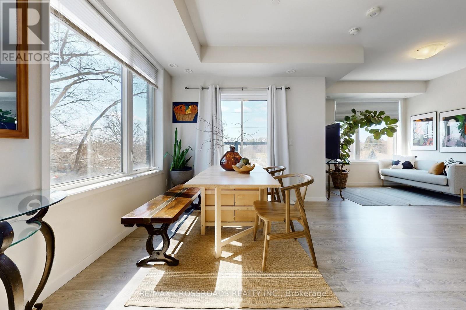 10 - 100 Alex Gardner Circle, Aurora (Aurora Village), Ontario  L4G 3G5 - Photo 13 - N12970032