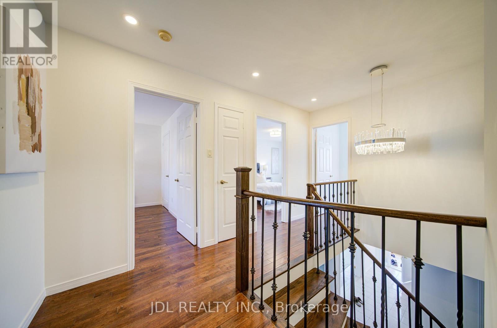 50 Summitcrest Drive, Richmond Hill, Ontario  L4S 1A7 - Photo 22 - N12970124