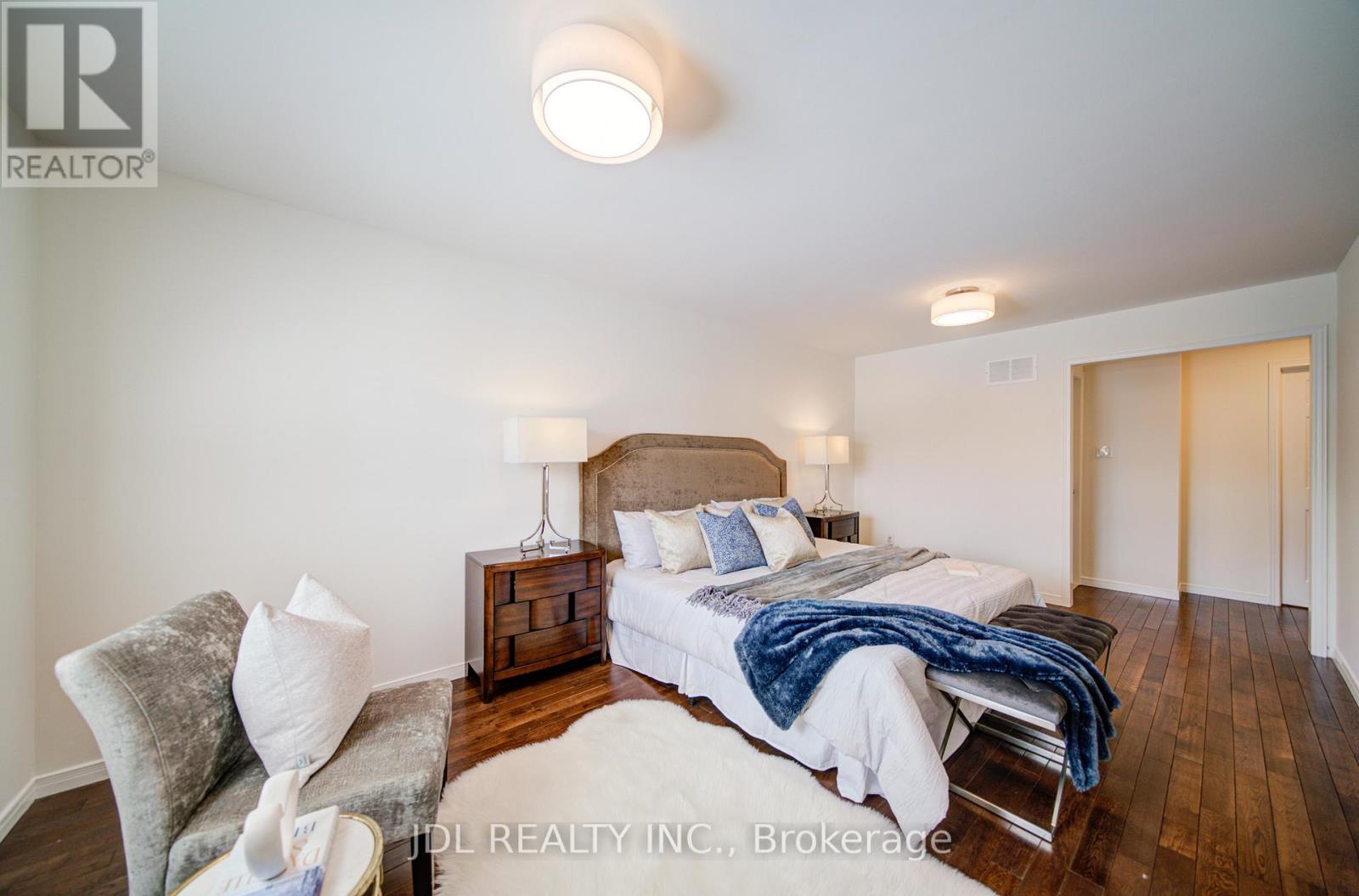 50 Summitcrest Drive, Richmond Hill, Ontario  L4S 1A7 - Photo 29 - N12970124